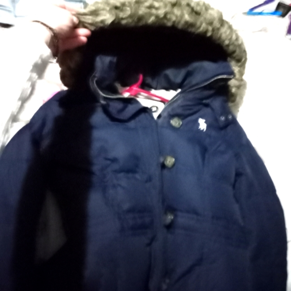 Very Nice Ambercombie jacket size M for women and areospatale size M for women.